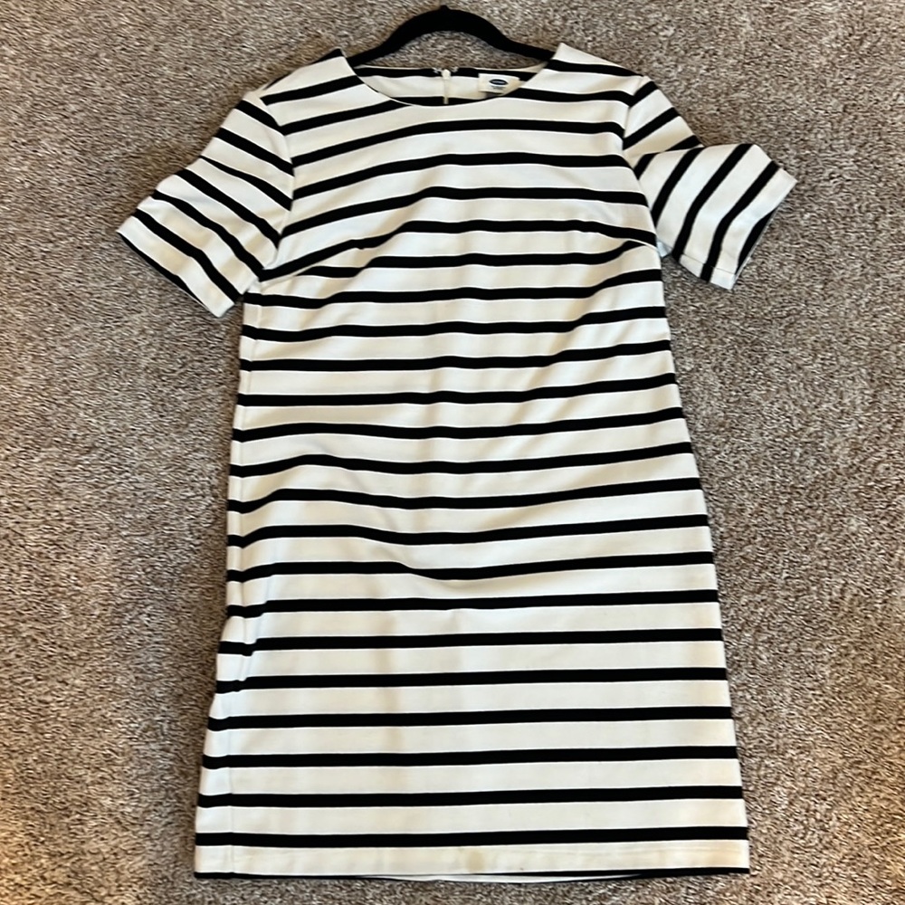 Old navy dress size small